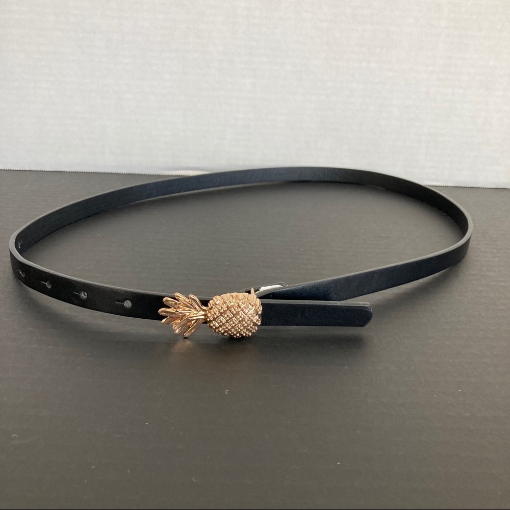 CHARMING CHARLIE | PINEAPPLE BELTBUCKLE BELT |__
